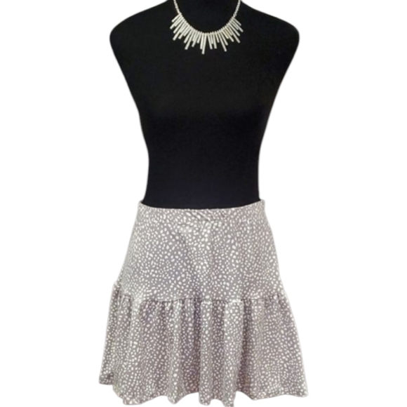 Windsor Gray Polka Dot Skirt. Size Large. - Picture 2 of 6